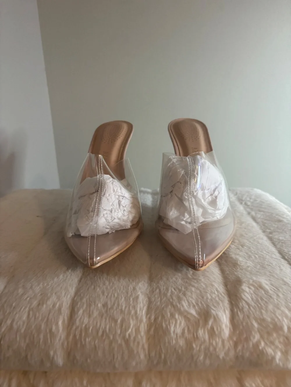 Azalea Wang clear heels
